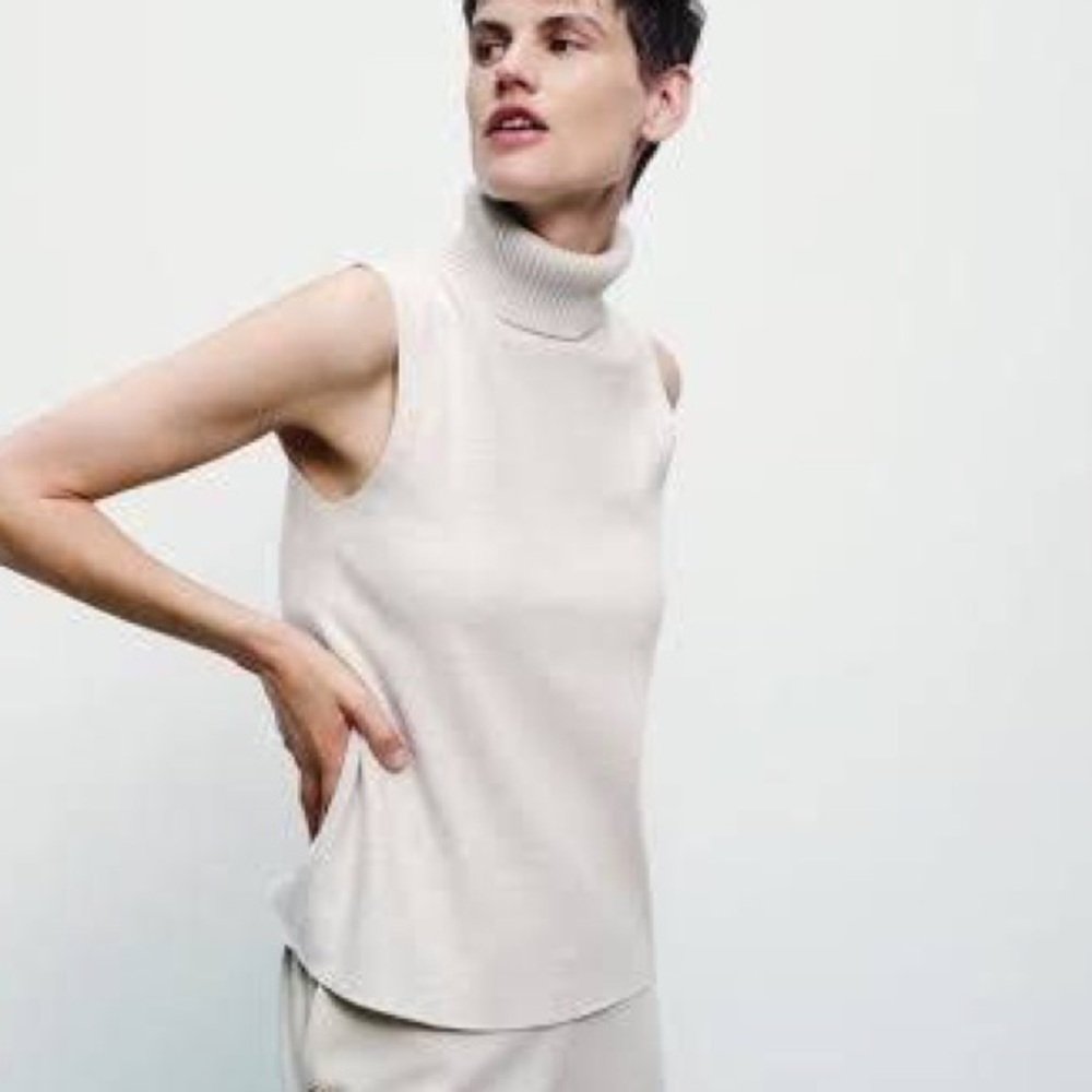 Zara Sleeveless Turtleneck Set